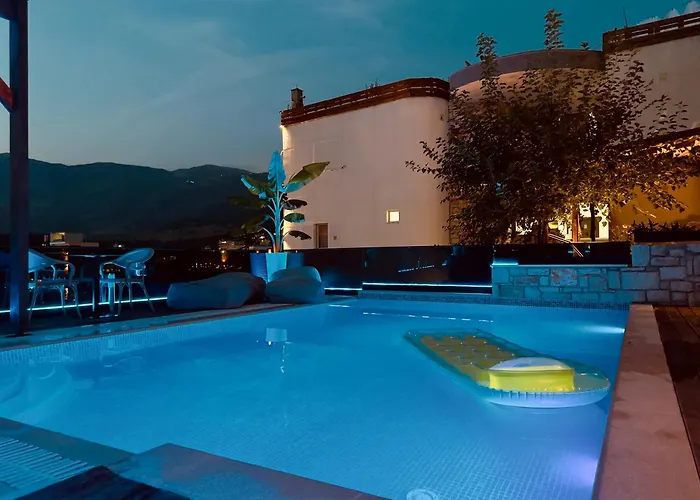 Villa Merkuri