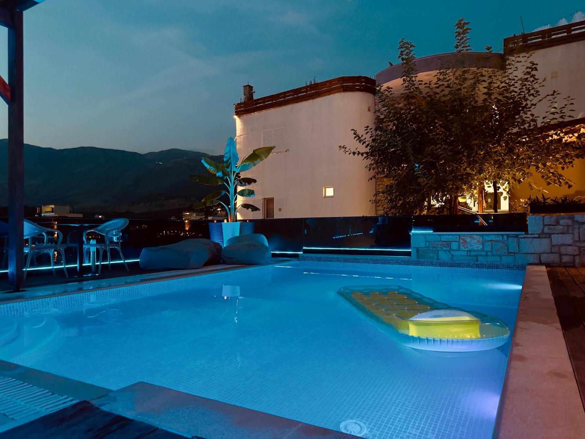 Merkuri Apartamento Himare